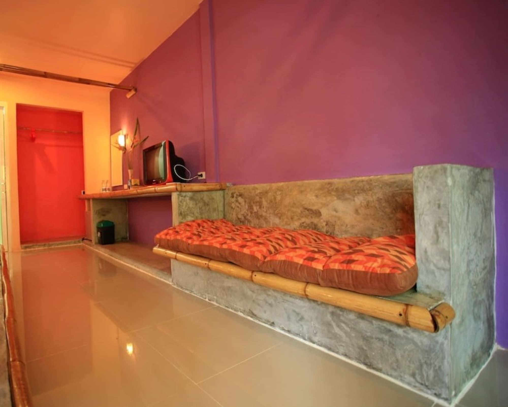 Cha-Ba Bungalow & Art Gallery 란타섬 외부 사진