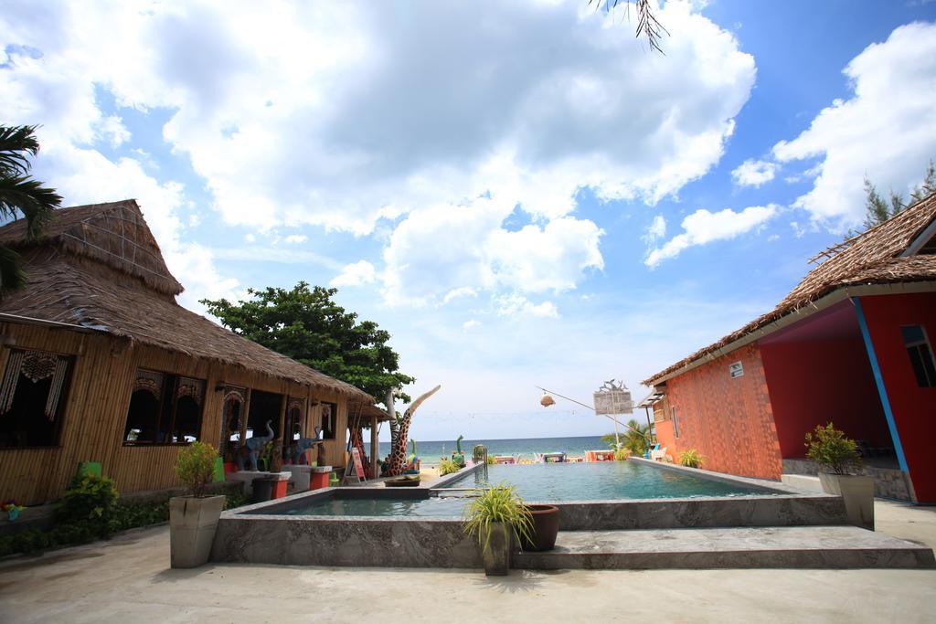 Cha-Ba Bungalow & Art Gallery 란타섬 외부 사진